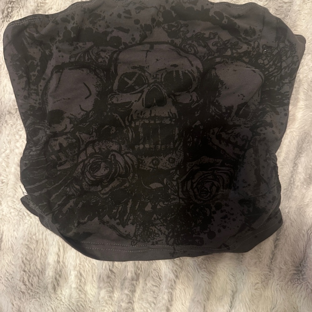 Black Skull Graphic Tube Top